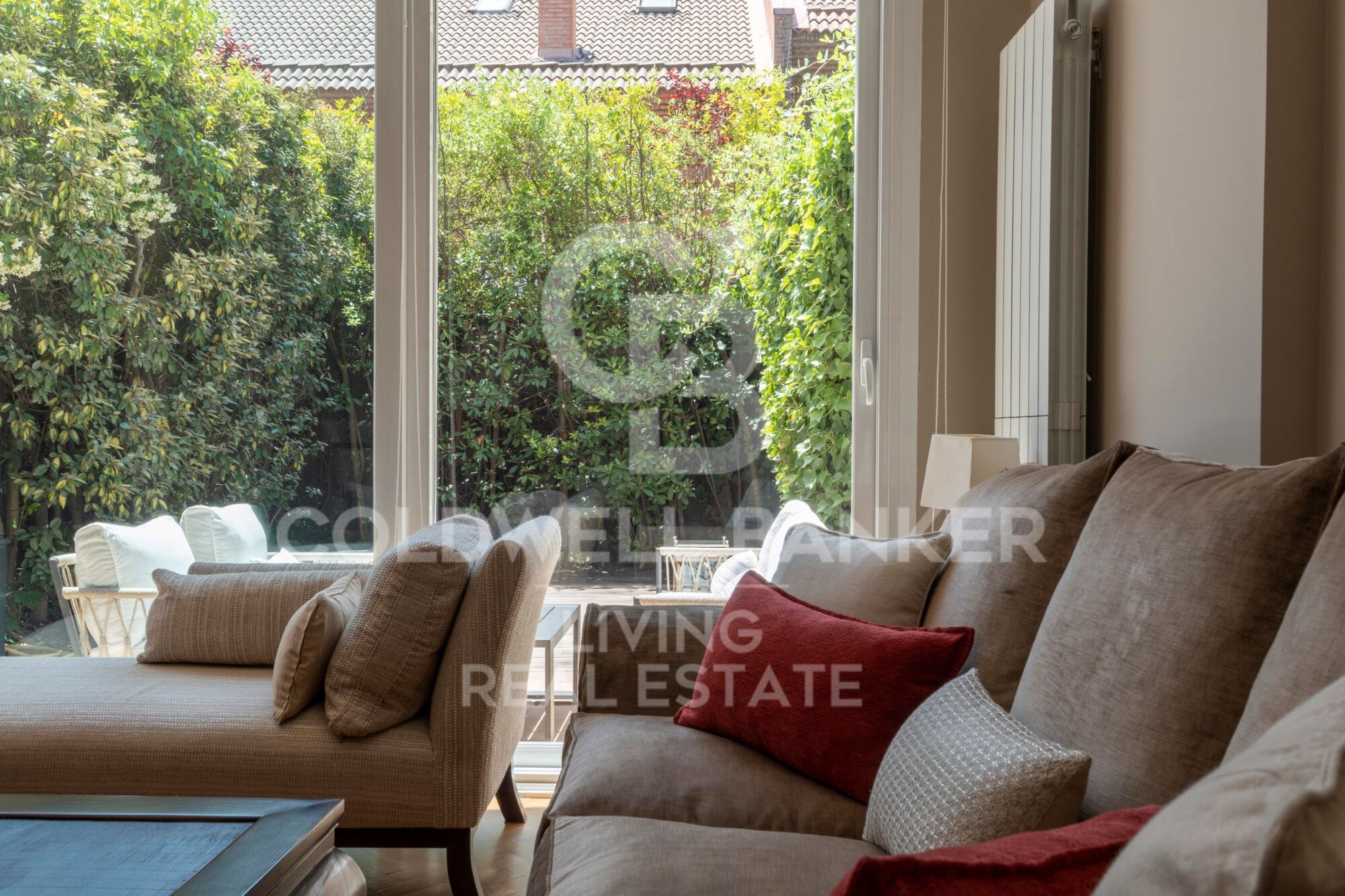 Chalet 5 Bedrooms Sale Madrid