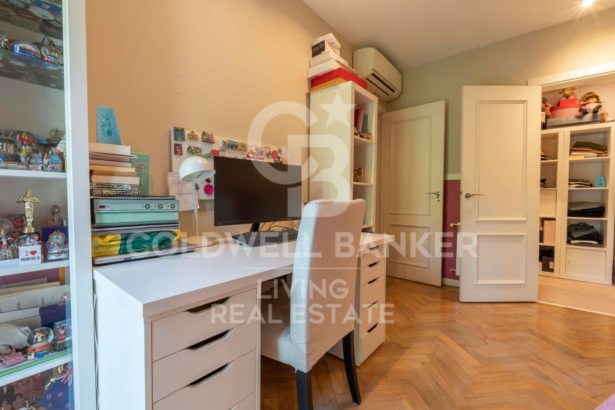 Chalet 5 Bedrooms Sale Madrid