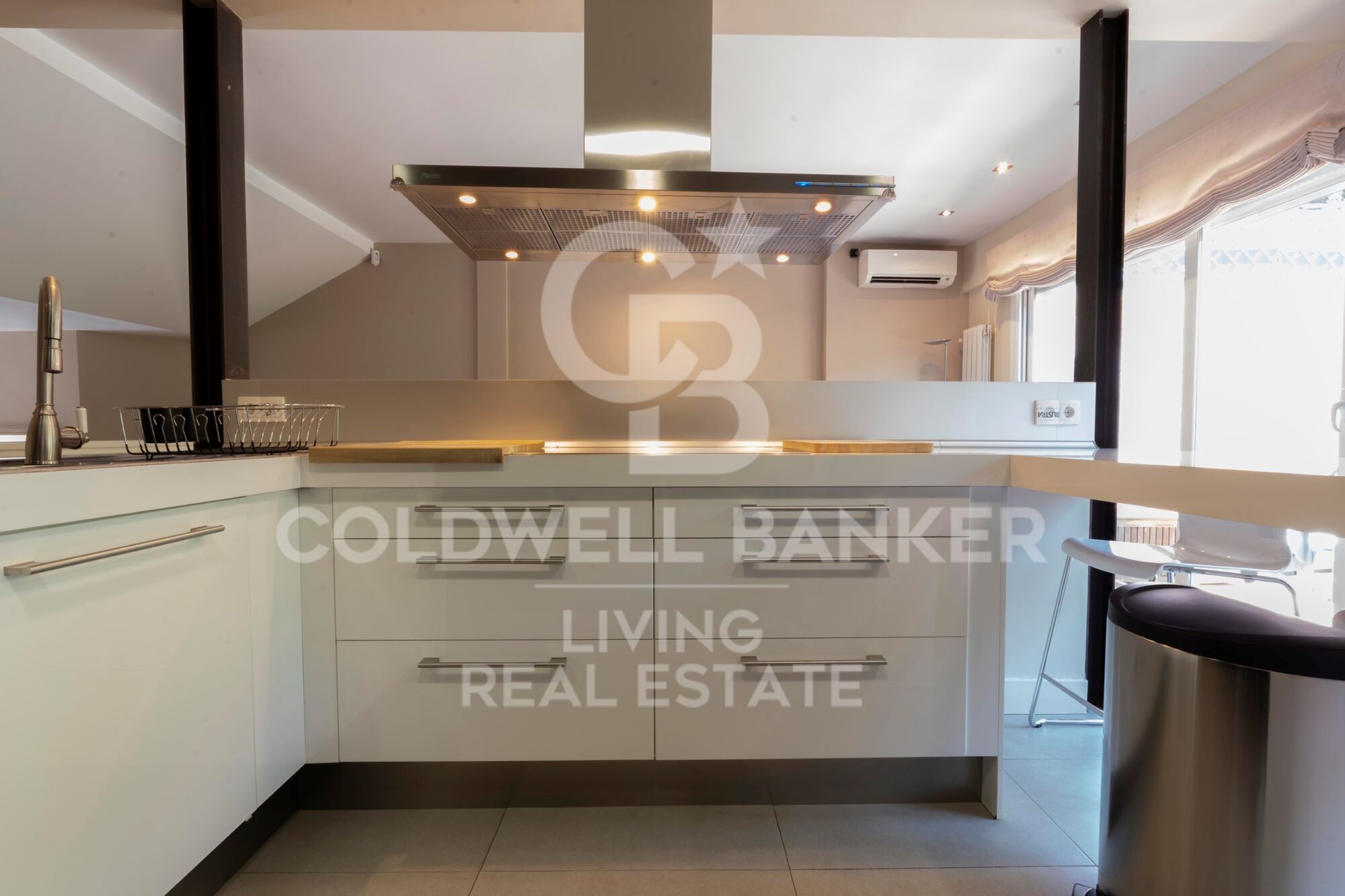 Chalet 5 Bedrooms Sale Madrid