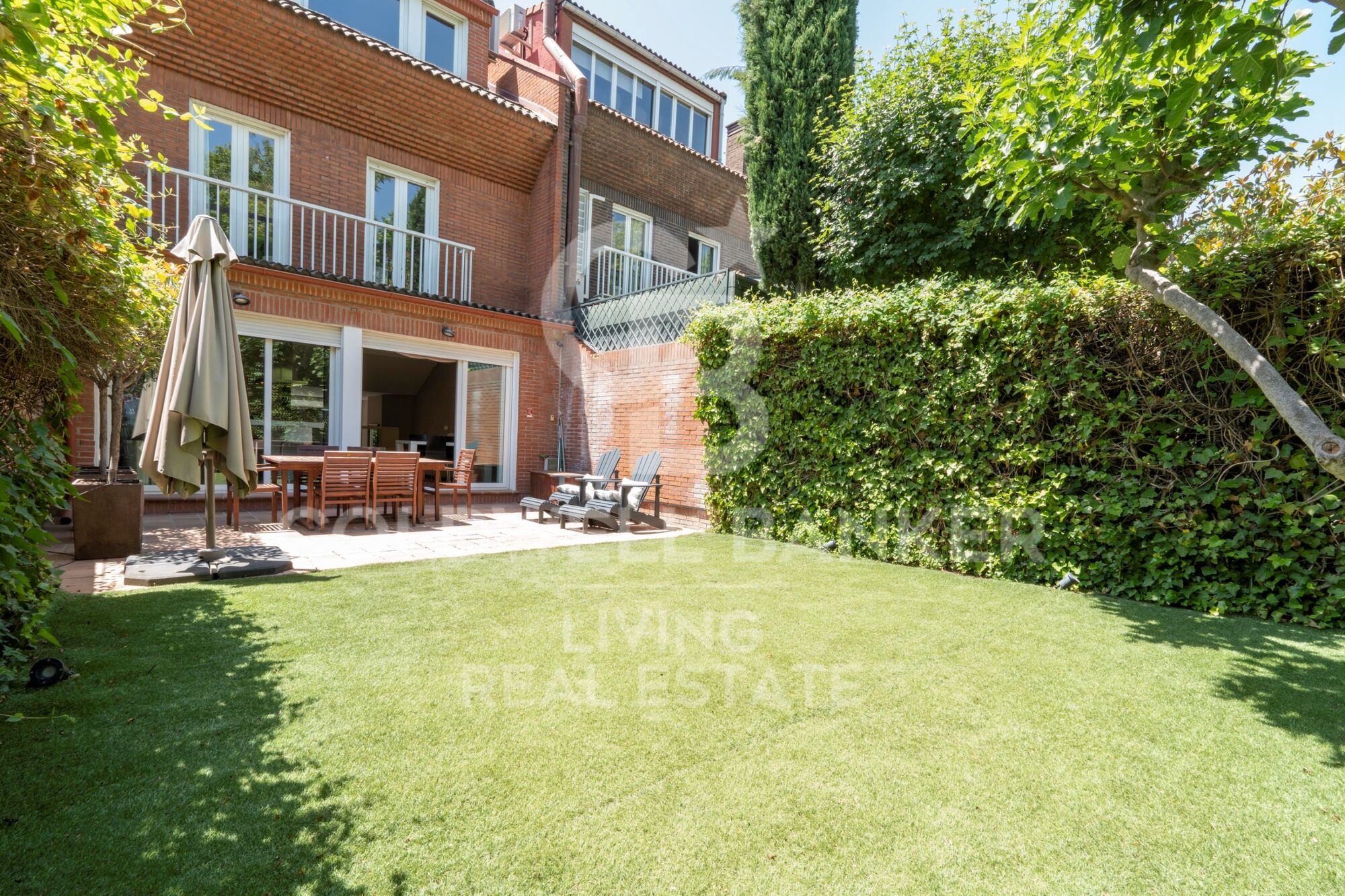 Chalet 5 Bedrooms Sale Madrid