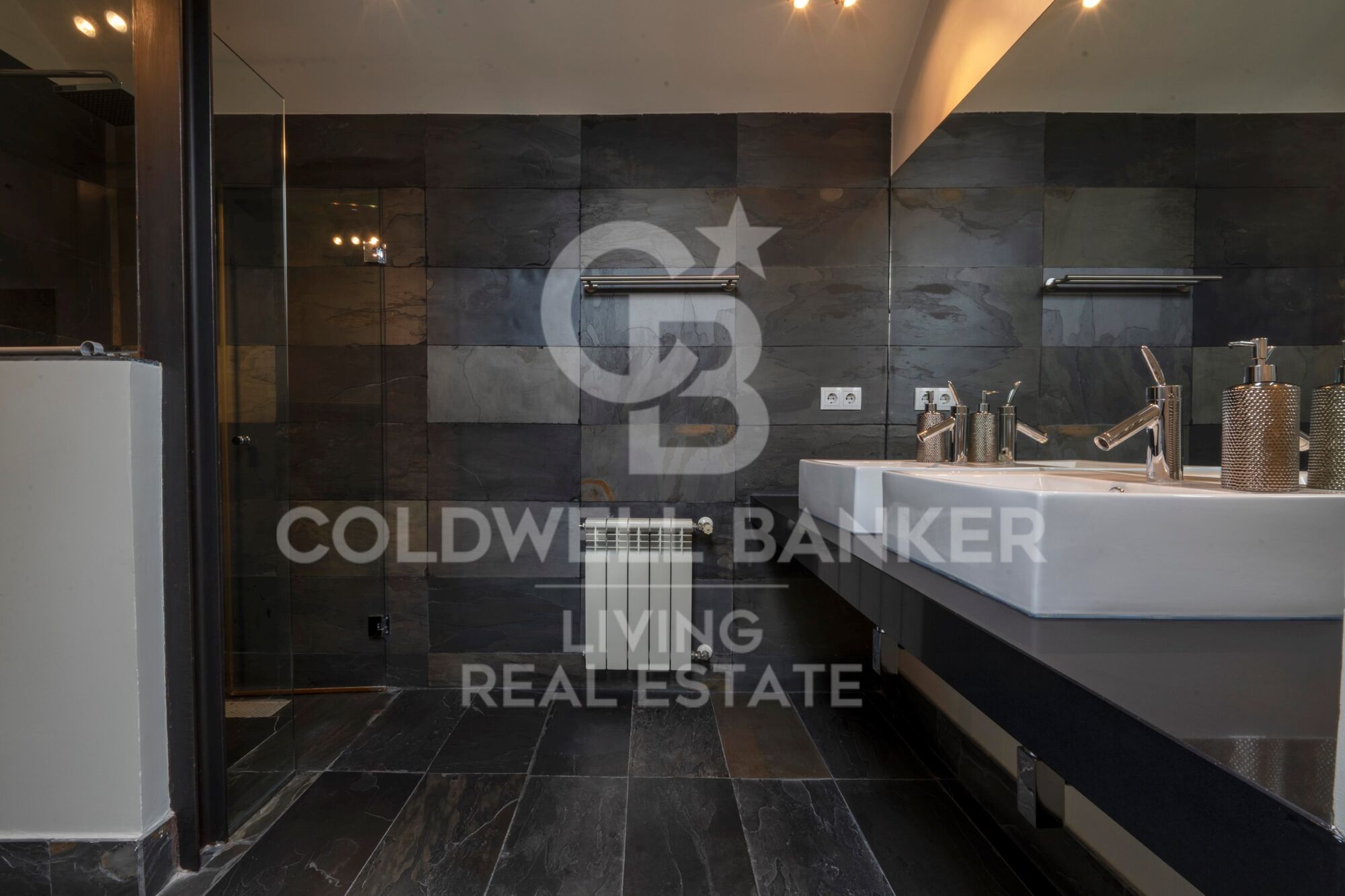 Chalet 5 Bedrooms Sale Madrid