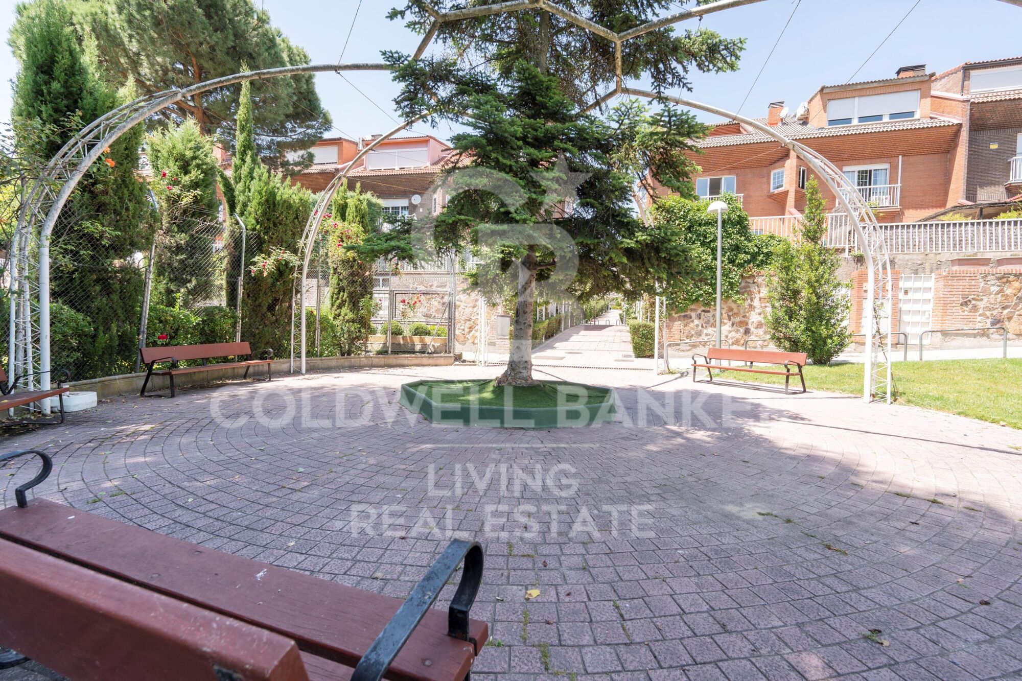 Chalet 5 Bedrooms Sale Madrid