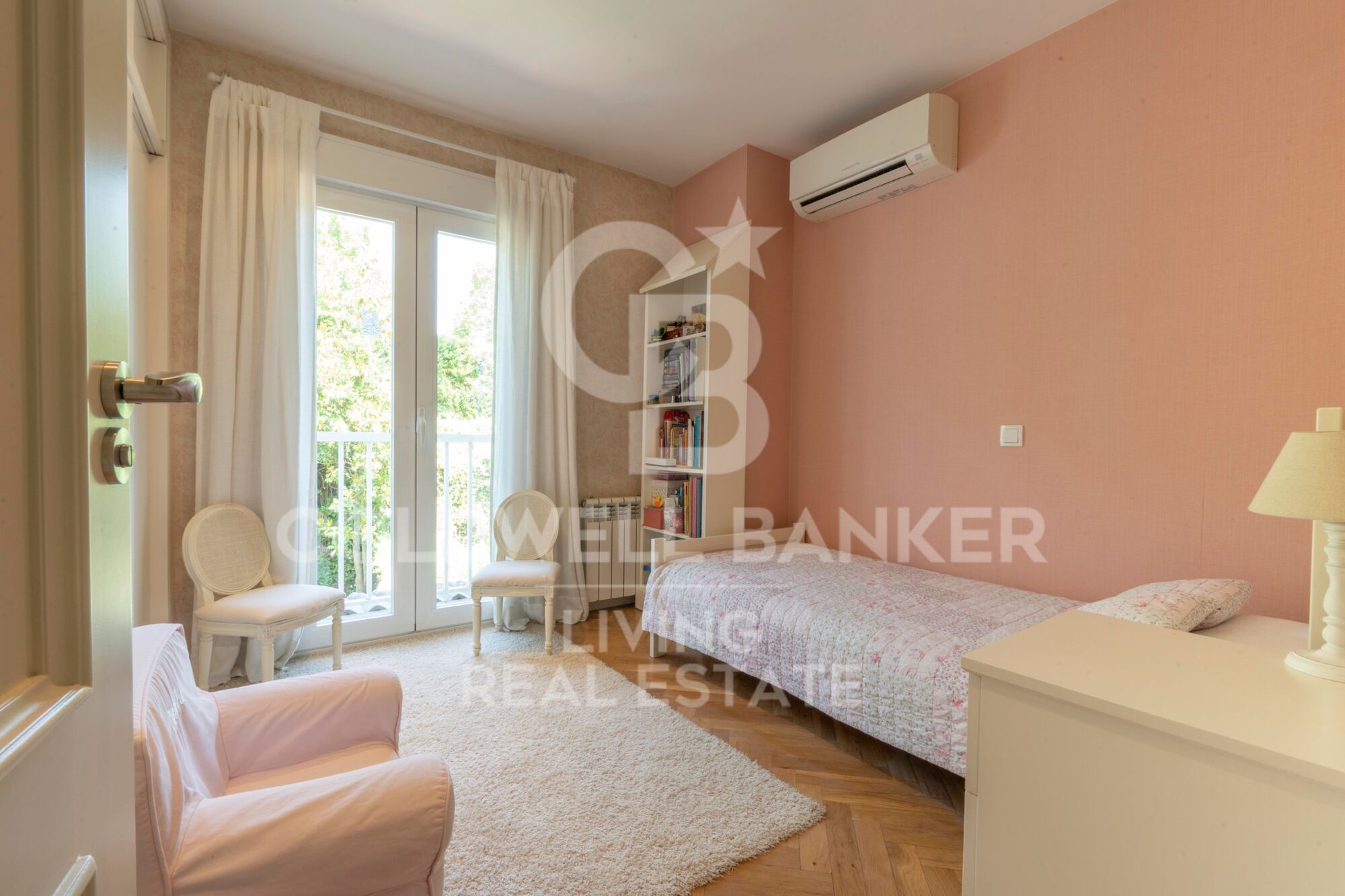 Chalet 5 Bedrooms Sale Madrid