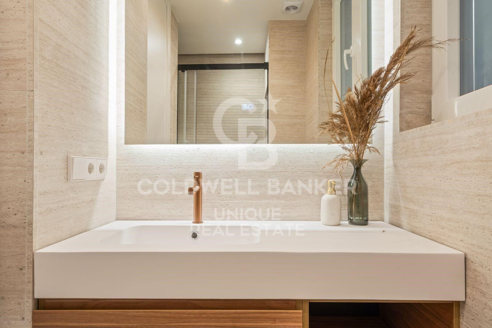 Bright flat with 2 bedrooms in Trafalgar, Chamberí