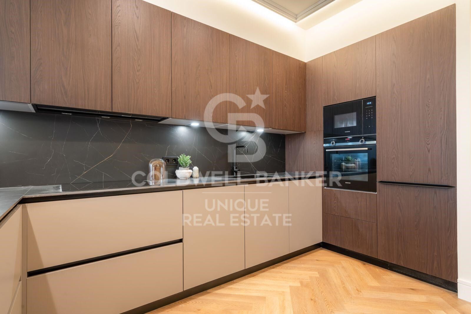 Bright flat with 2 bedrooms in Trafalgar, Chamberí