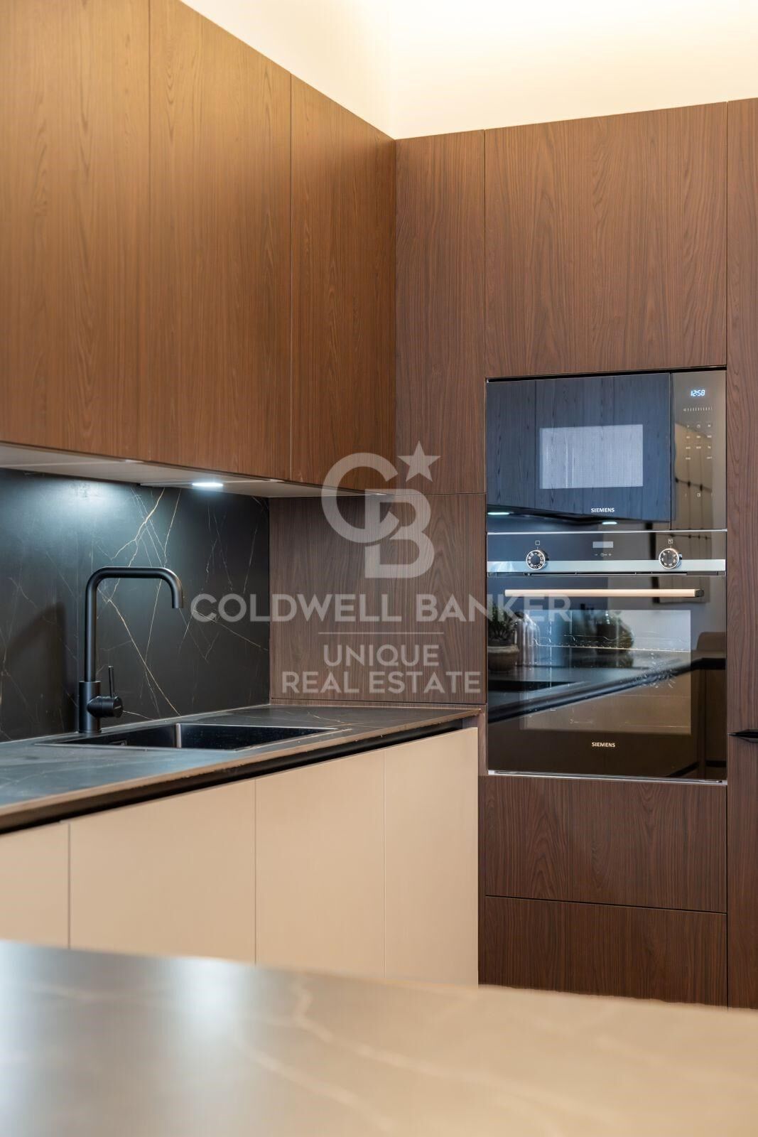 Bright flat with 2 bedrooms in Trafalgar, Chamberí