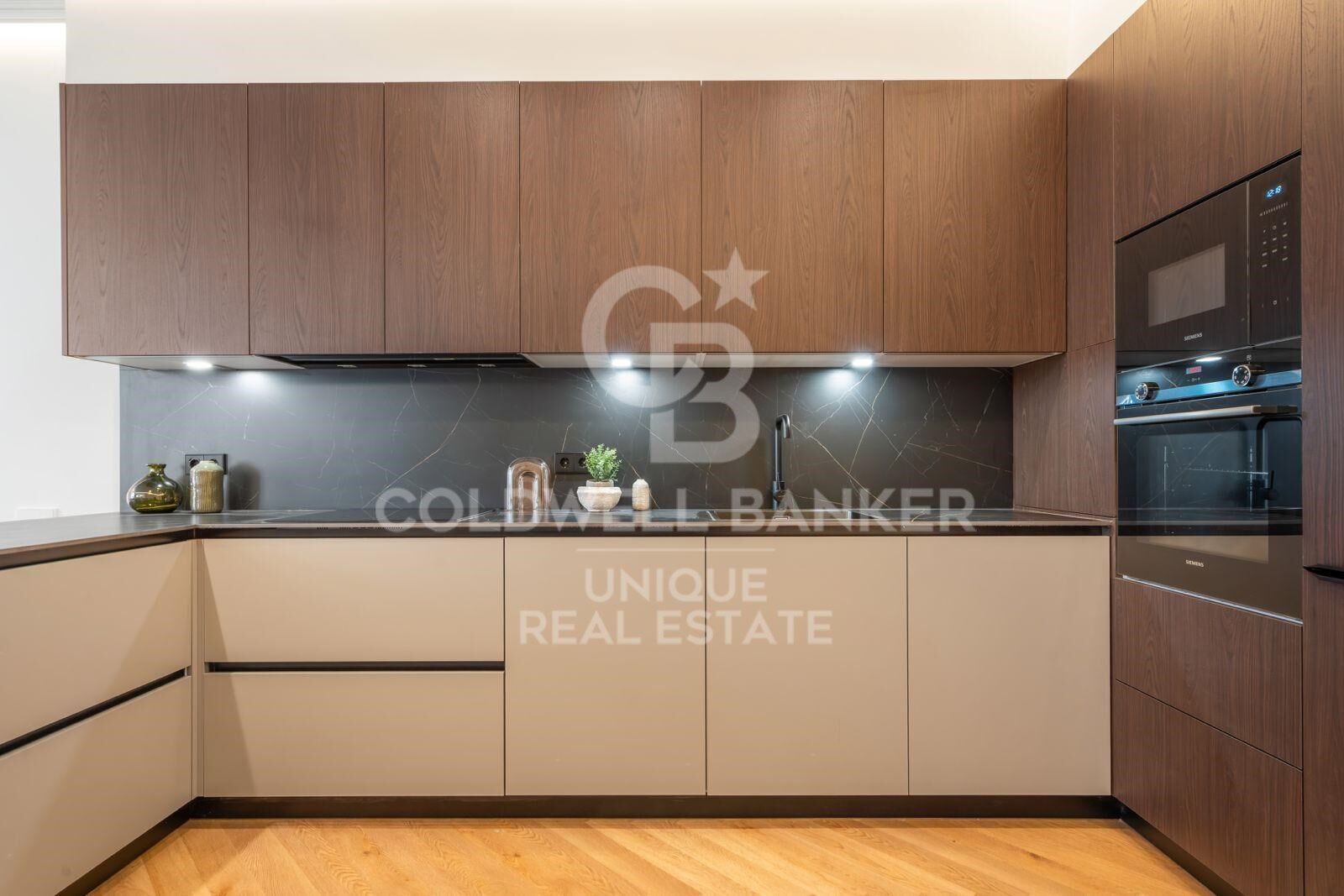 Bright flat with 2 bedrooms in Trafalgar, Chamberí