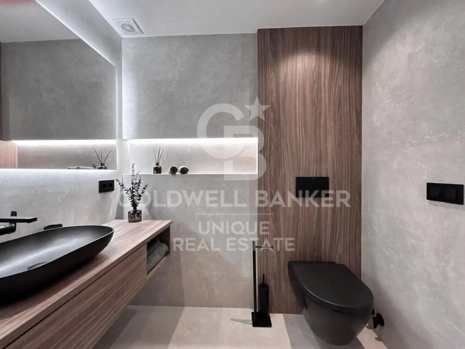 Fully Renovated Apartment in Salamanca District, Madrid