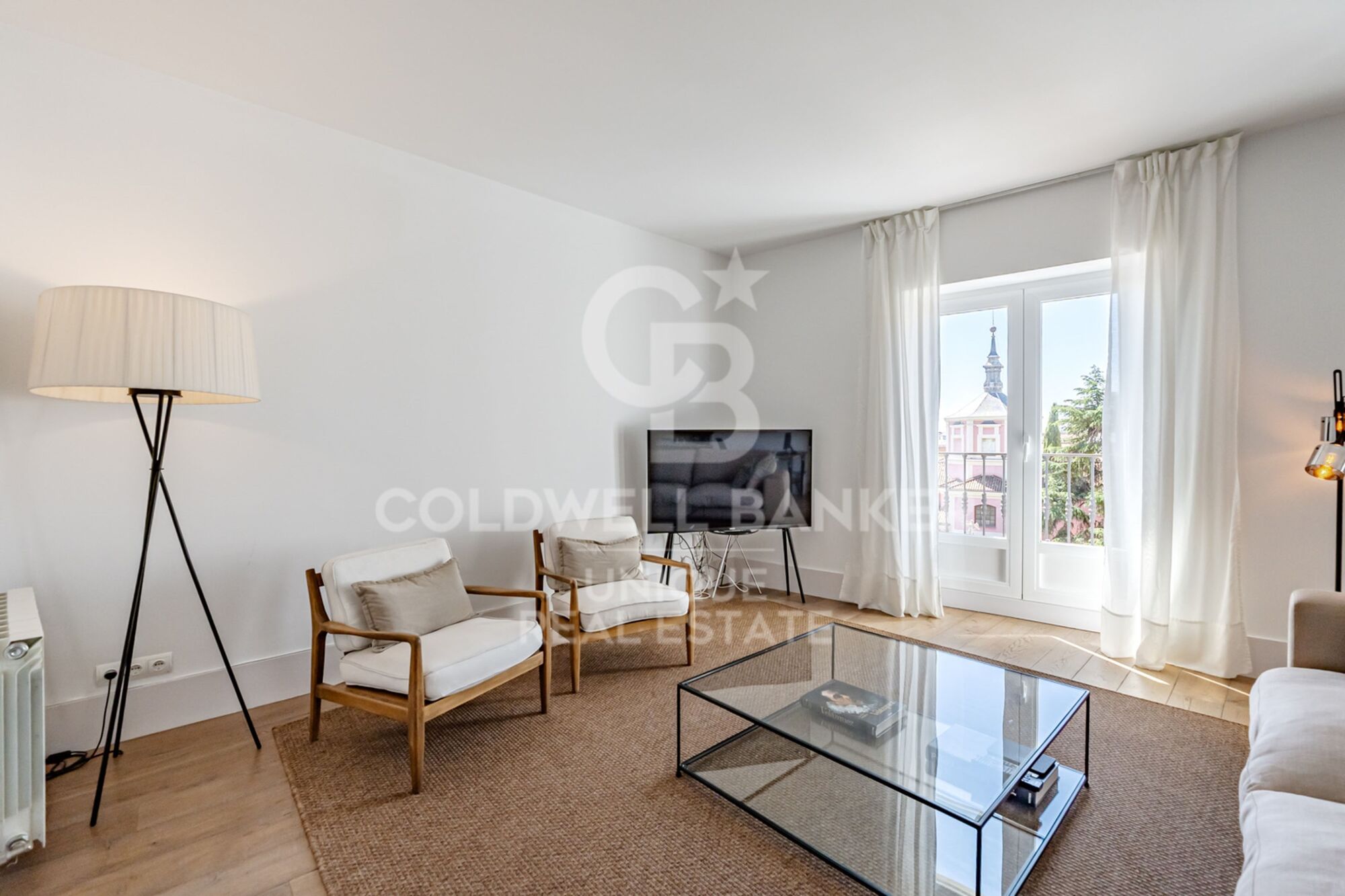 3 bedroom apartment with natural light and open views in Justicia