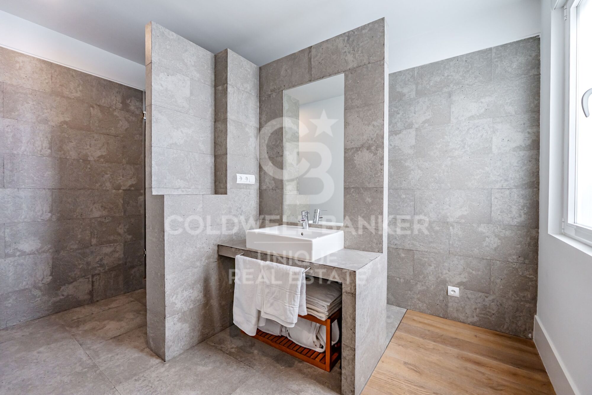 3 bedroom apartment with natural light and open views in Justicia