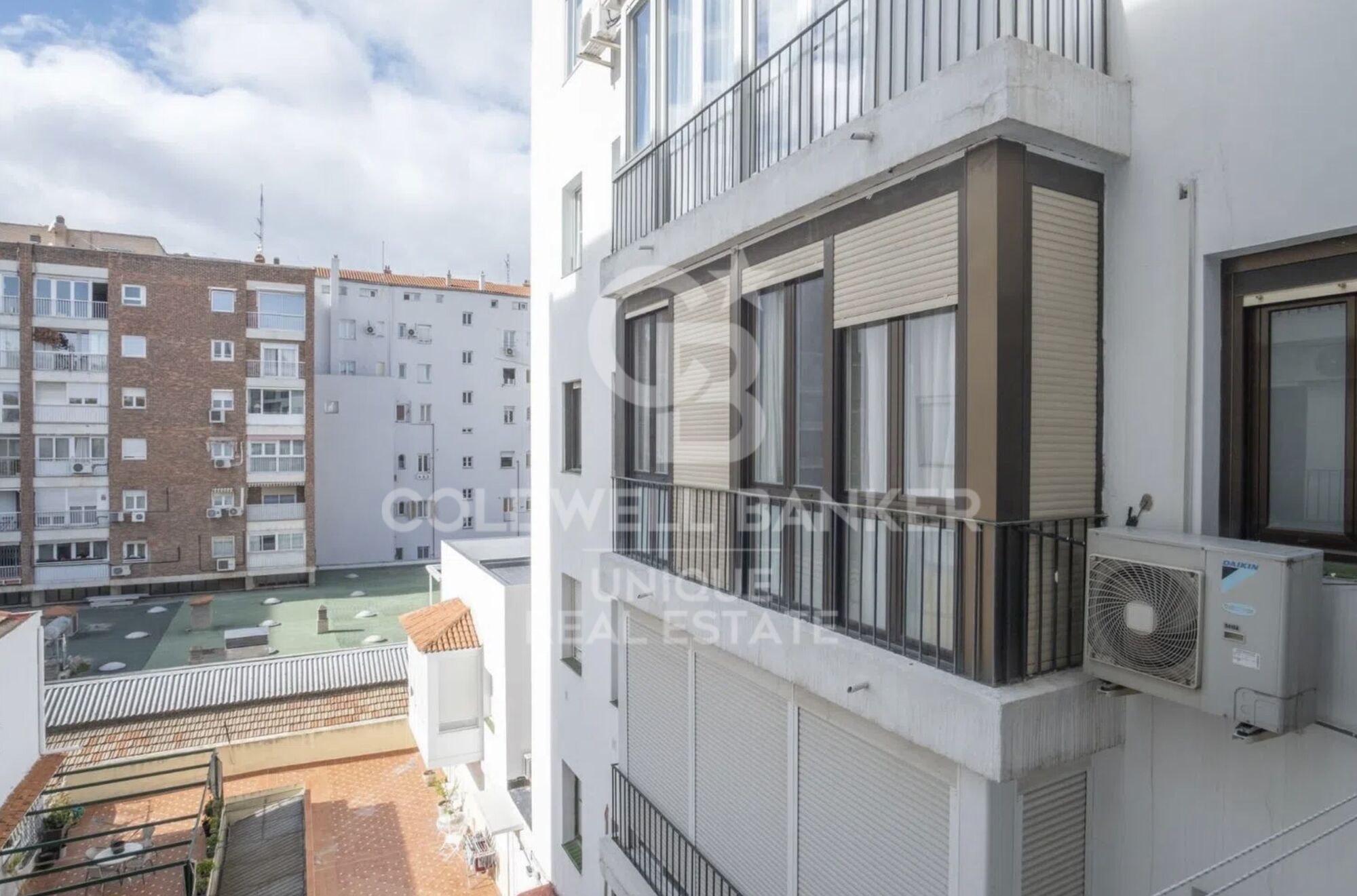 Flat 3 Bedrooms Sale Madrid