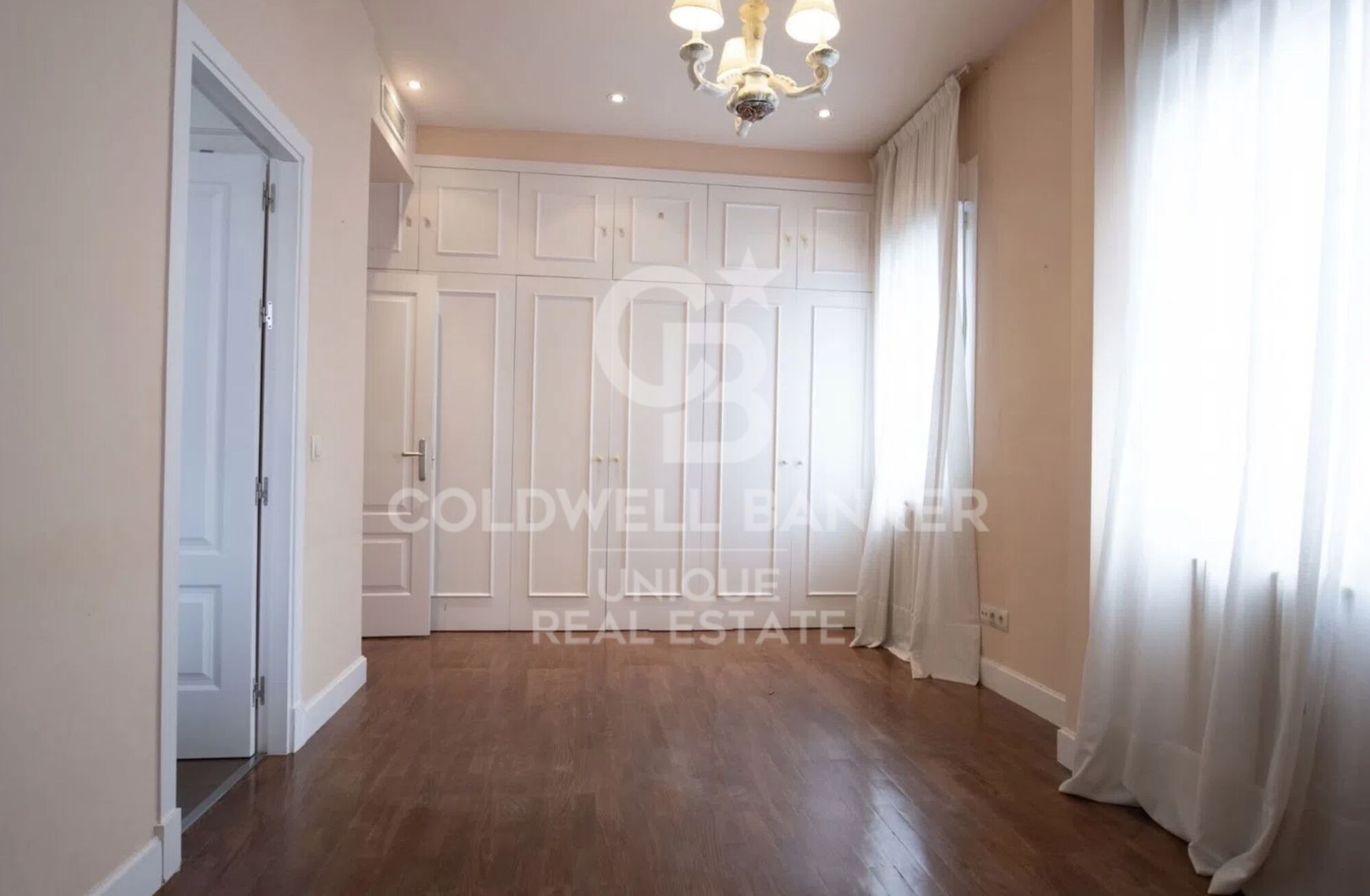 Flat 3 Bedrooms Sale Madrid