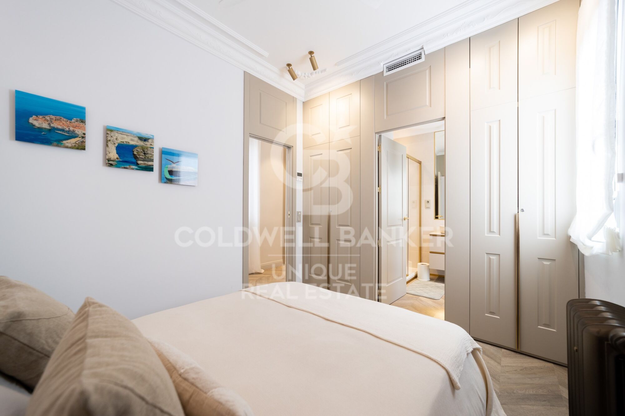 Renovated Two-Bedroom Apartment on Ortega y Gasset, Madrid