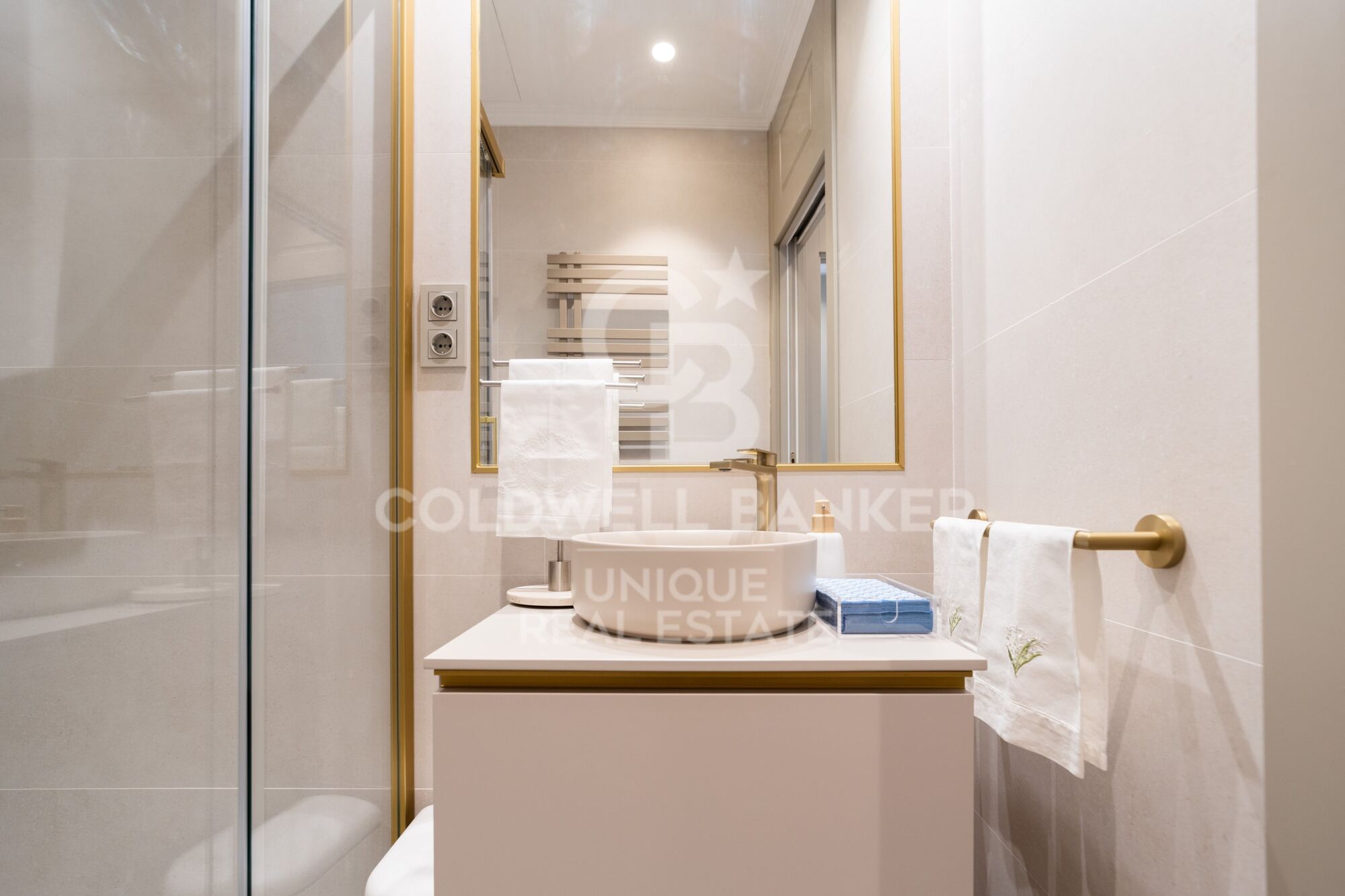 Renovated Two-Bedroom Apartment on Ortega y Gasset, Madrid