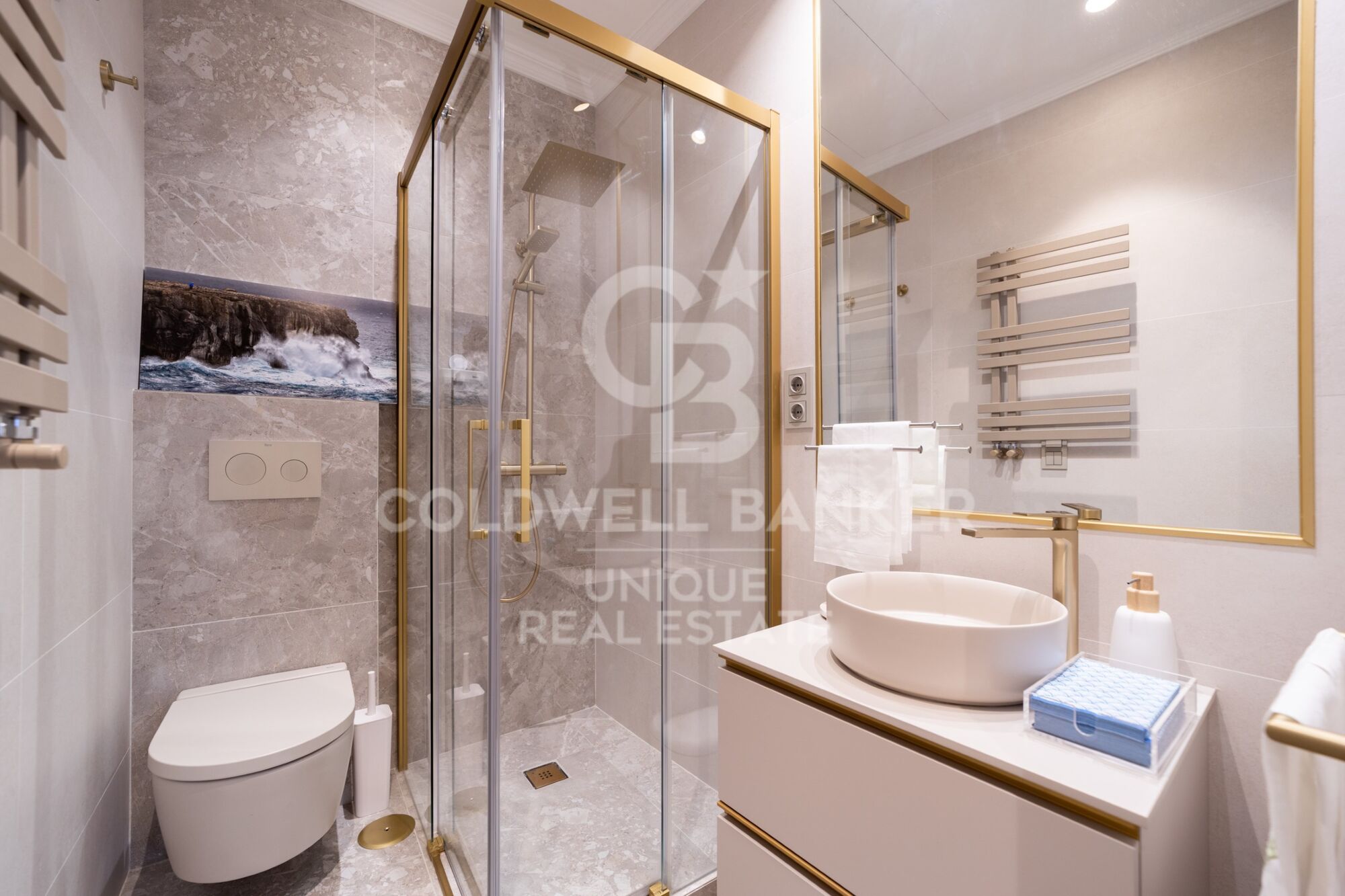 Renovated Two-Bedroom Apartment on Ortega y Gasset, Madrid