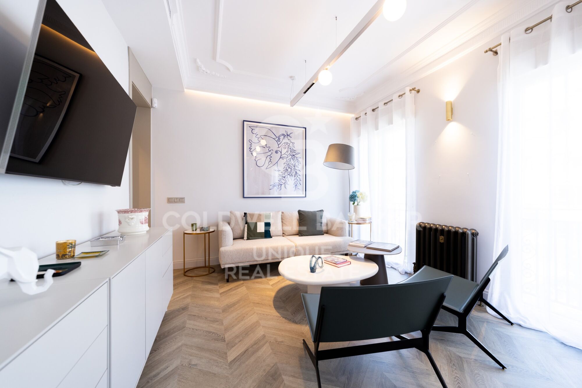 Renovated Two-Bedroom Apartment on Ortega y Gasset, Madrid