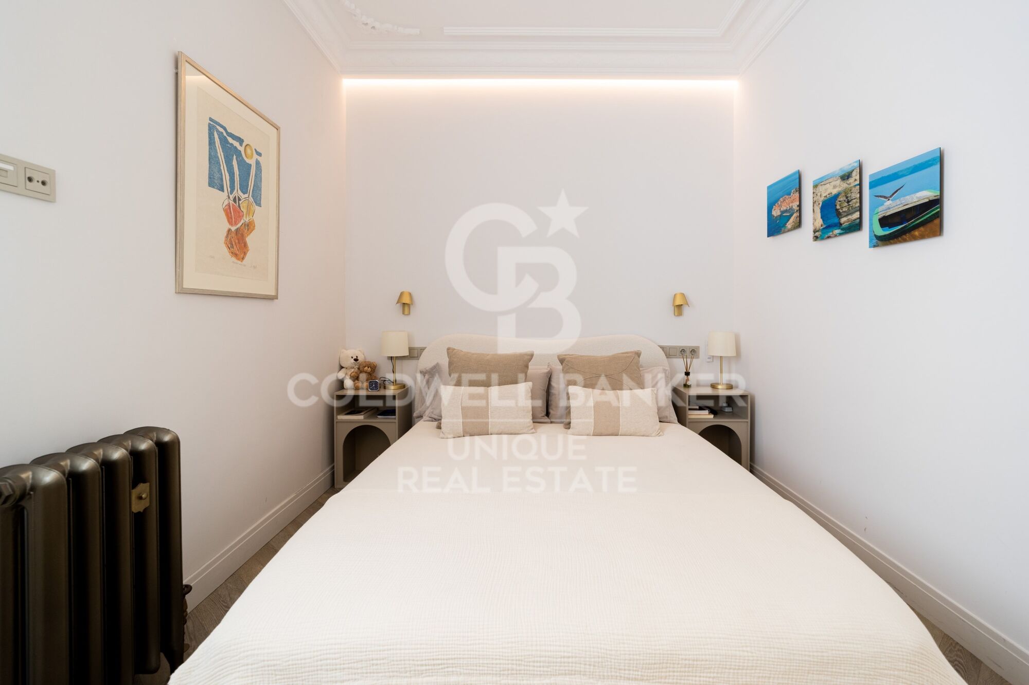 Renovated Two-Bedroom Apartment on Ortega y Gasset, Madrid