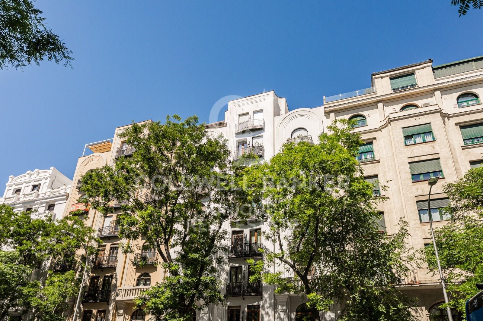 3-bedroom exterior flat in Goya, Madrid