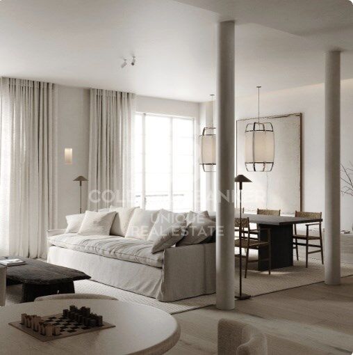 Magnificent flat to be renovated in the best area of Castellana, in Madrid