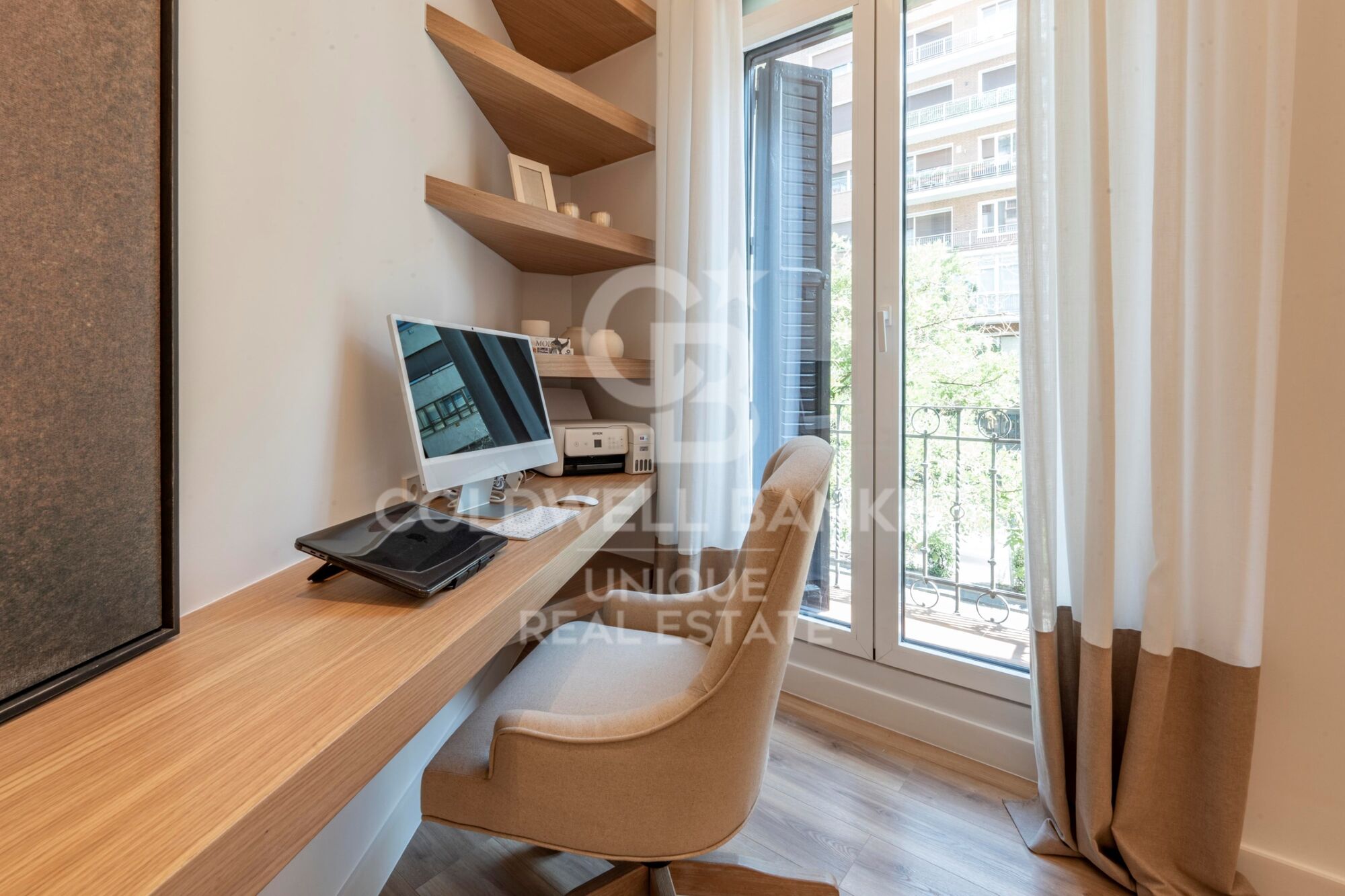 Brand-new three-bedroom en-suite apartment in Goya, Salamanca District