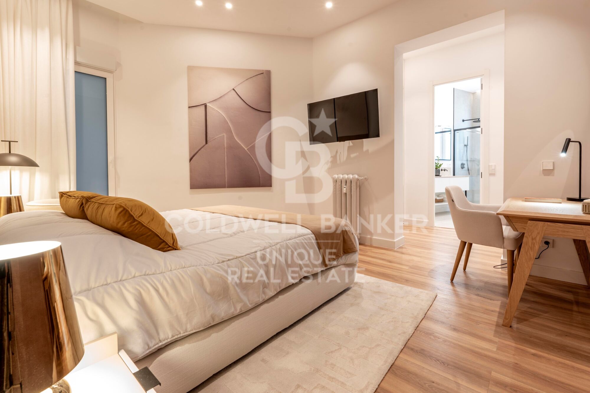 Brand-new three-bedroom en-suite apartment in Goya, Salamanca District