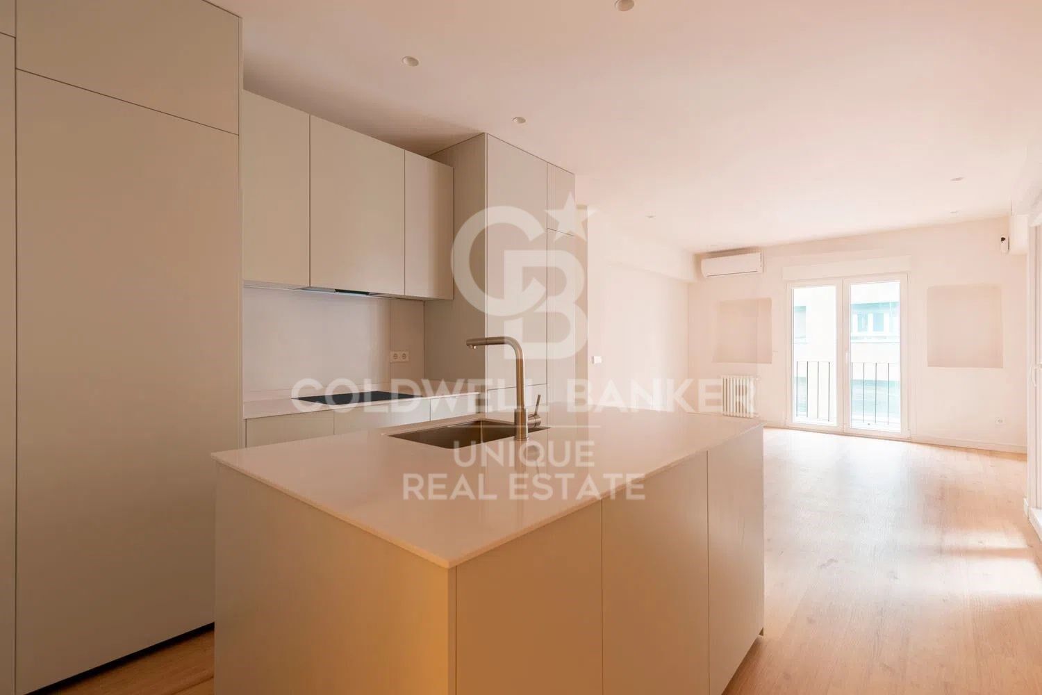 Flat 3 Bedrooms Sale Madrid