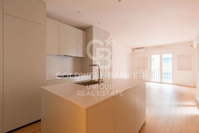 Flat 3 Bedrooms Sale Madrid