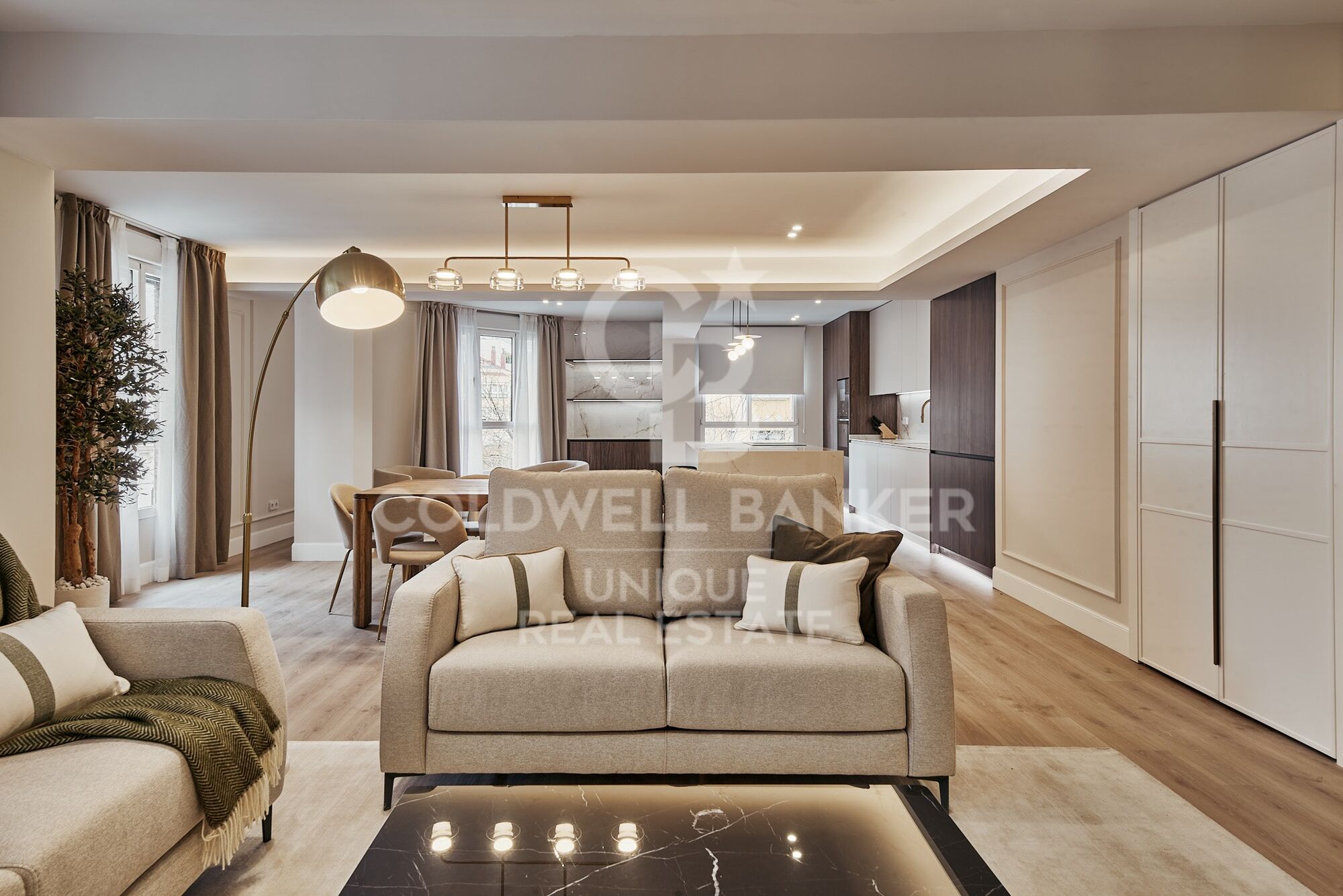 Brand new 3-bedroom exterior flat with terrace in Goya, Madrid