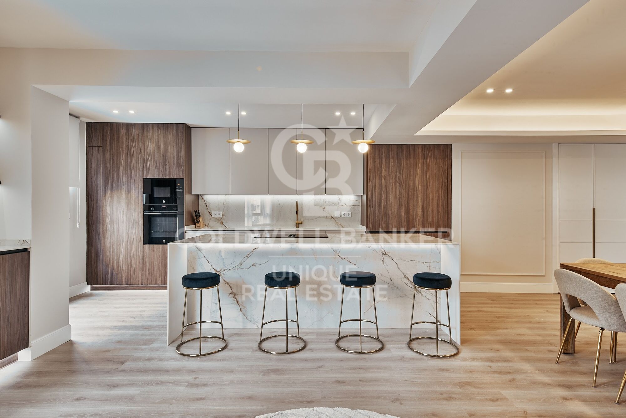 Brand new 3-bedroom exterior flat with terrace in Goya, Madrid