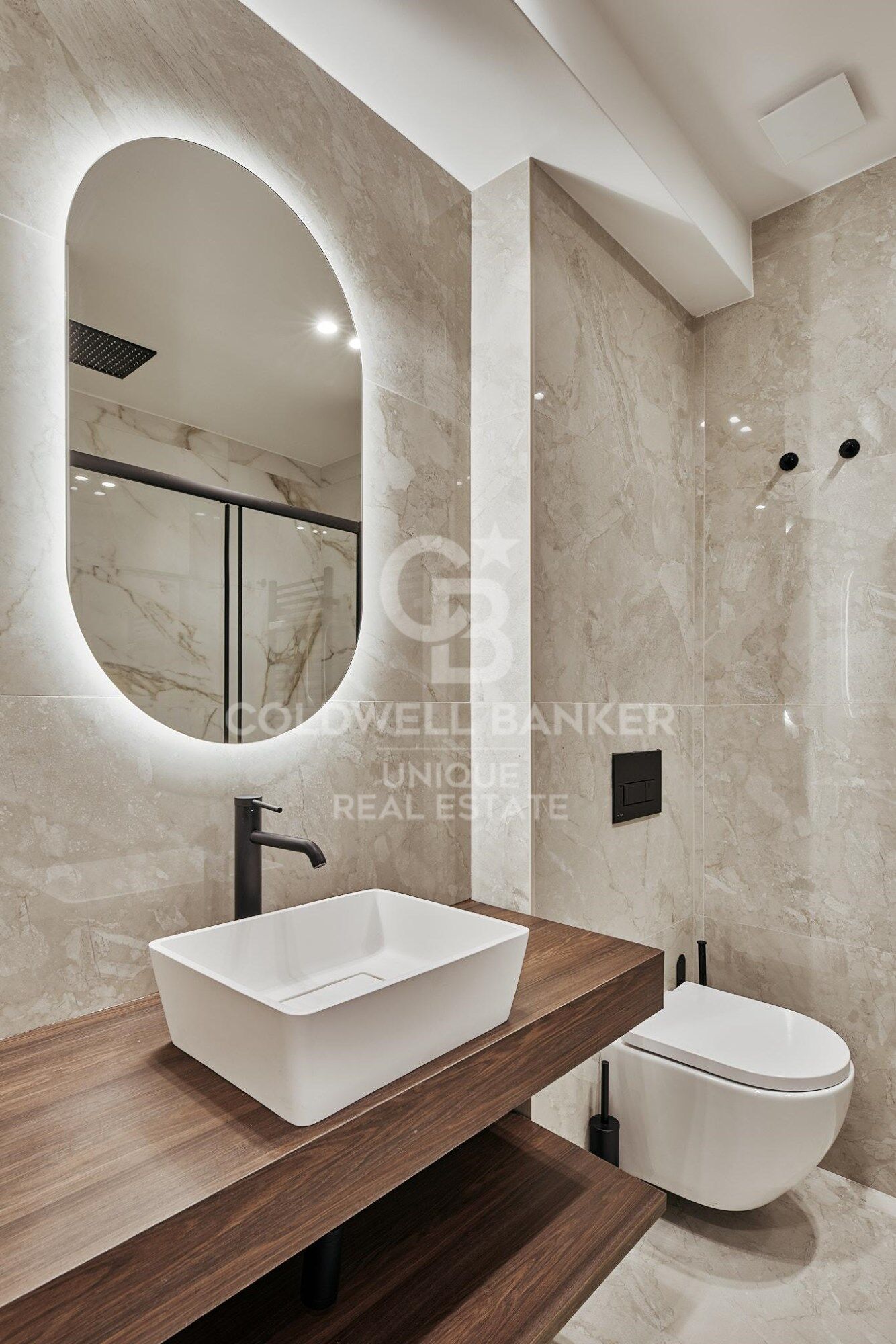 Renovated exterior 3-bedroom apartment in Lista, Madrid