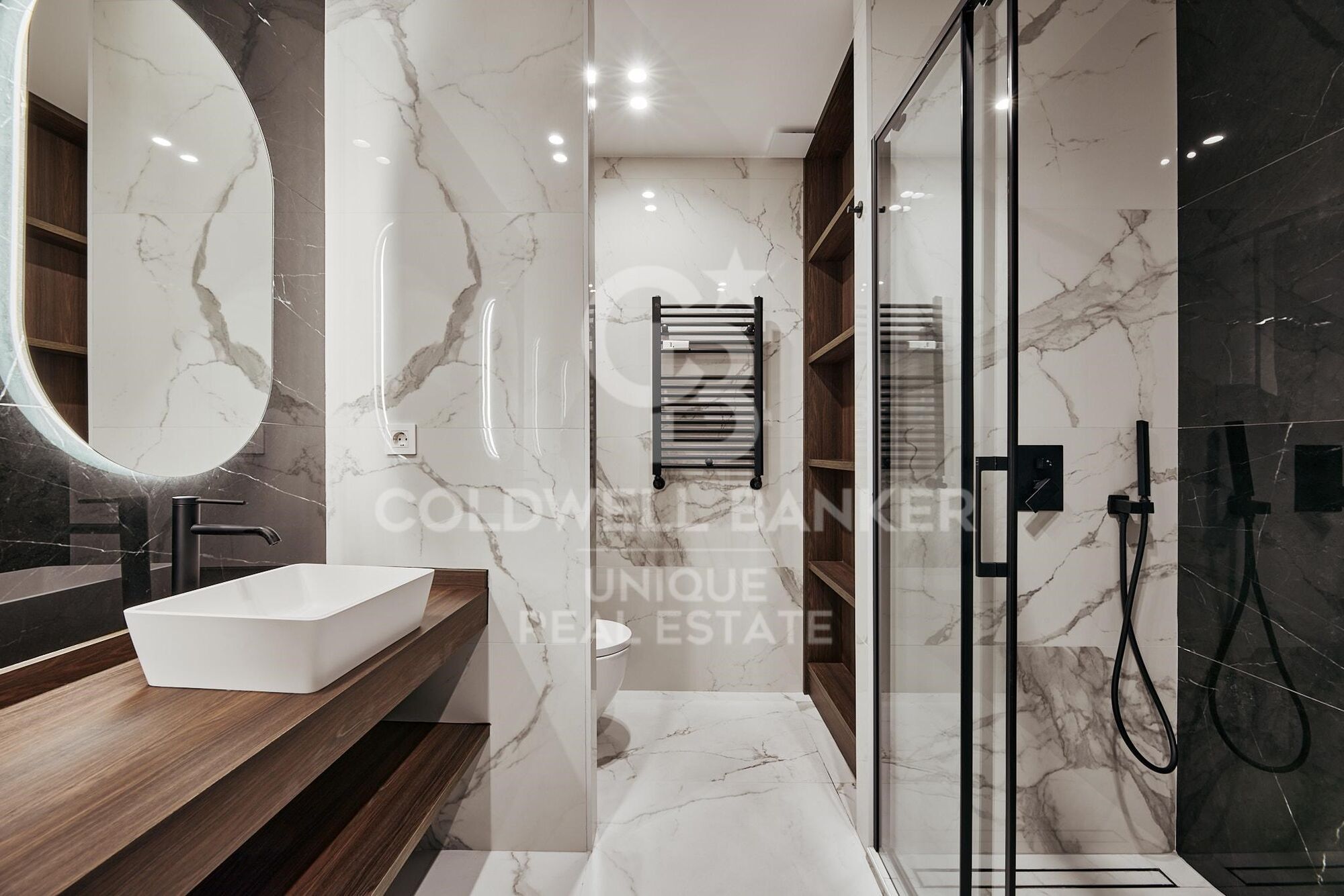 Renovated exterior 3-bedroom apartment in Lista, Madrid