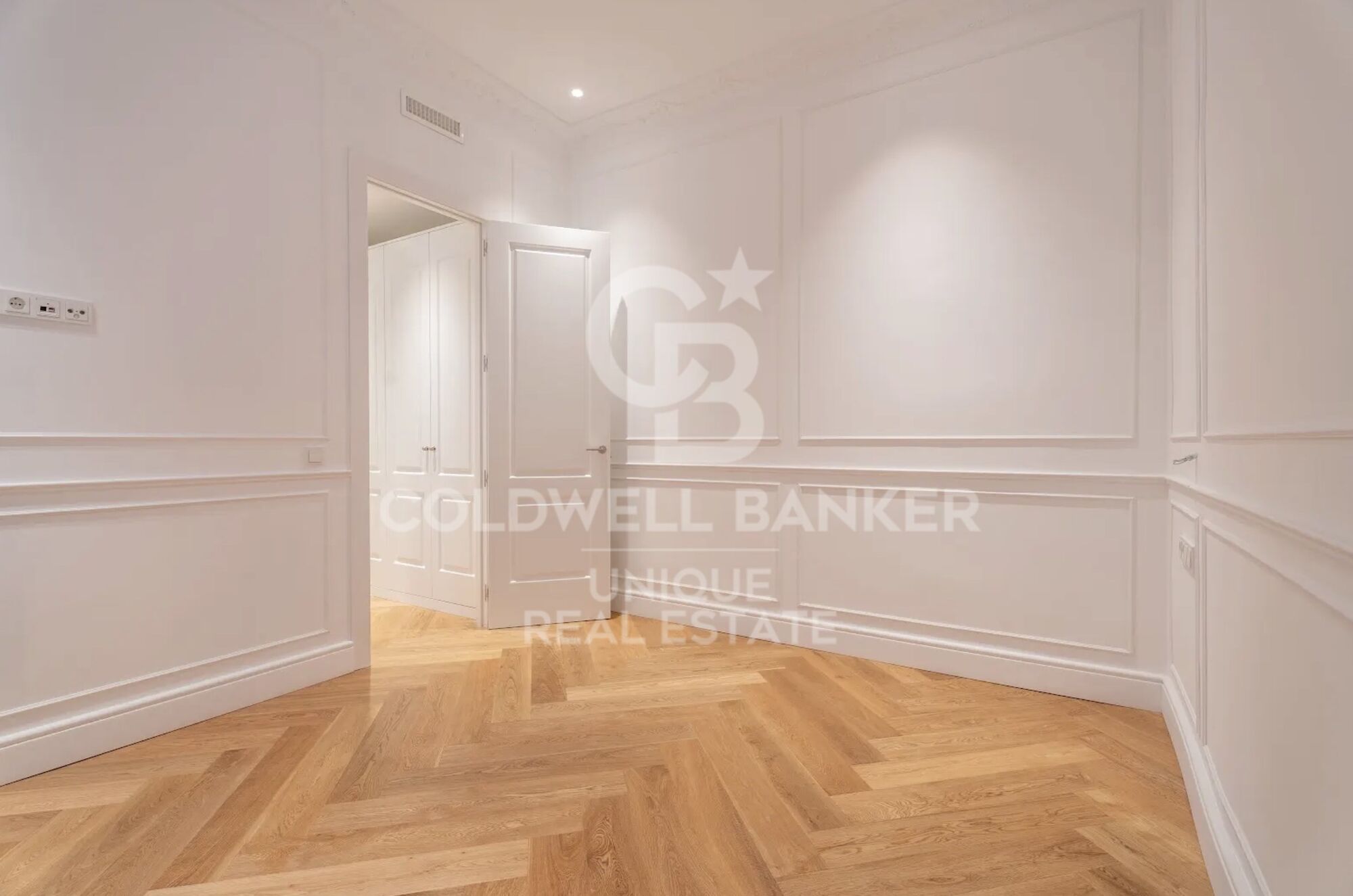 Brand new flat with three bedrooms in Justicia, Madrid