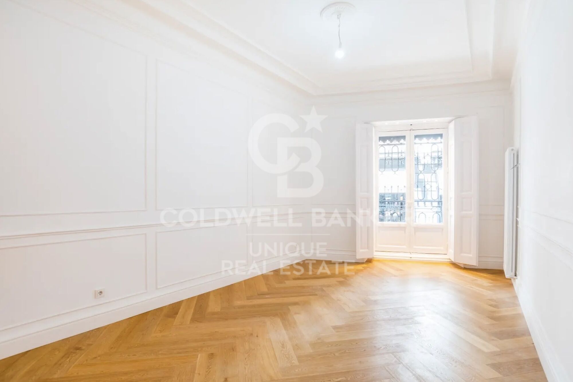Brand new flat with three bedrooms in Justicia, Madrid