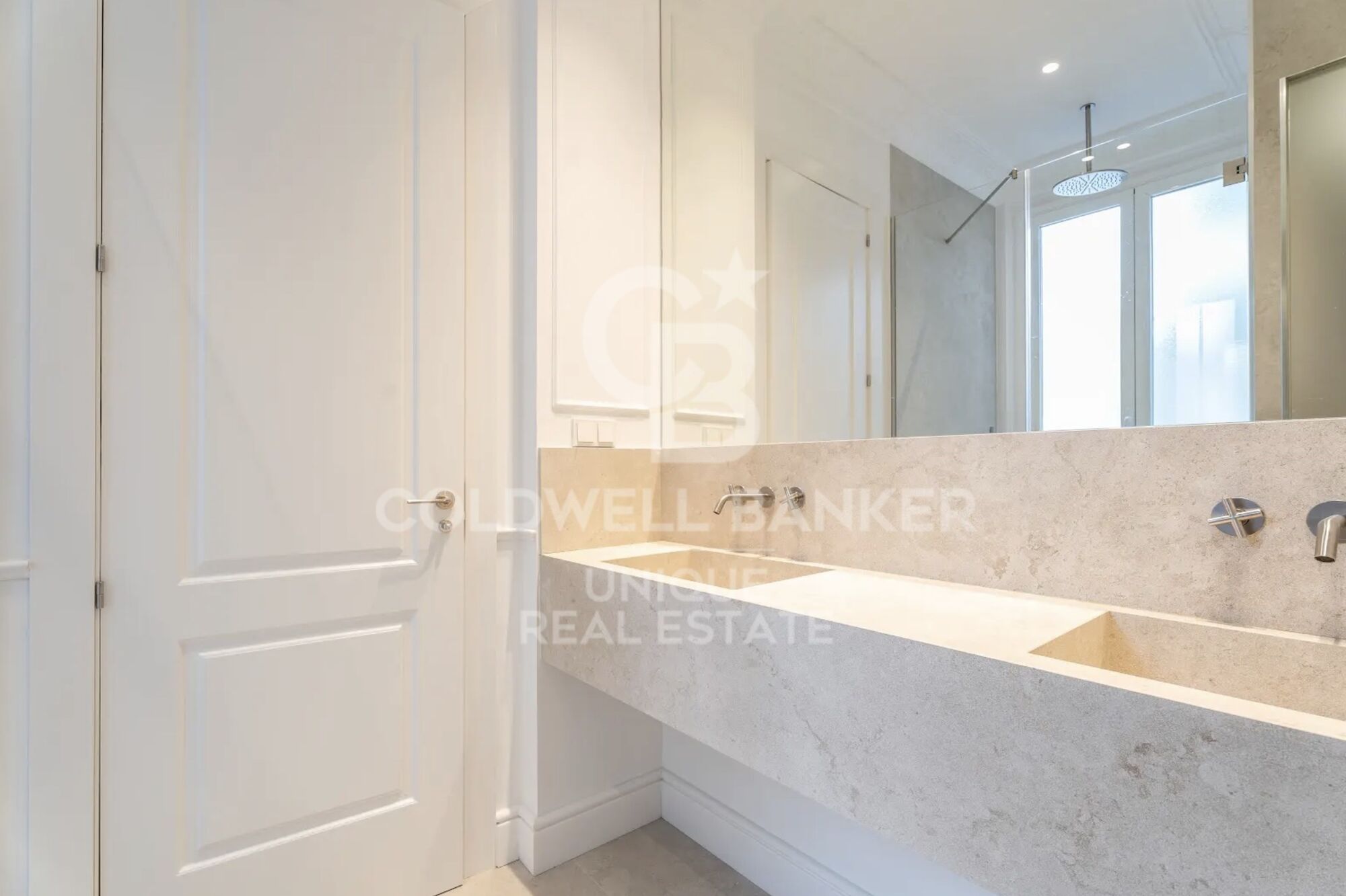 Brand new flat with three bedrooms in Justicia, Madrid