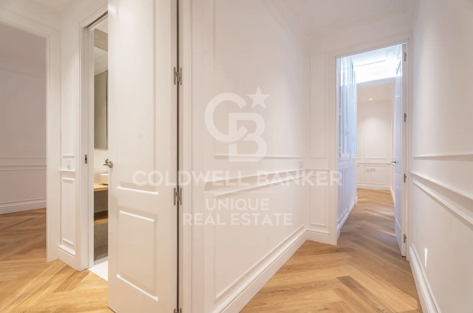 Brand new flat with three bedrooms in Justicia, Madrid