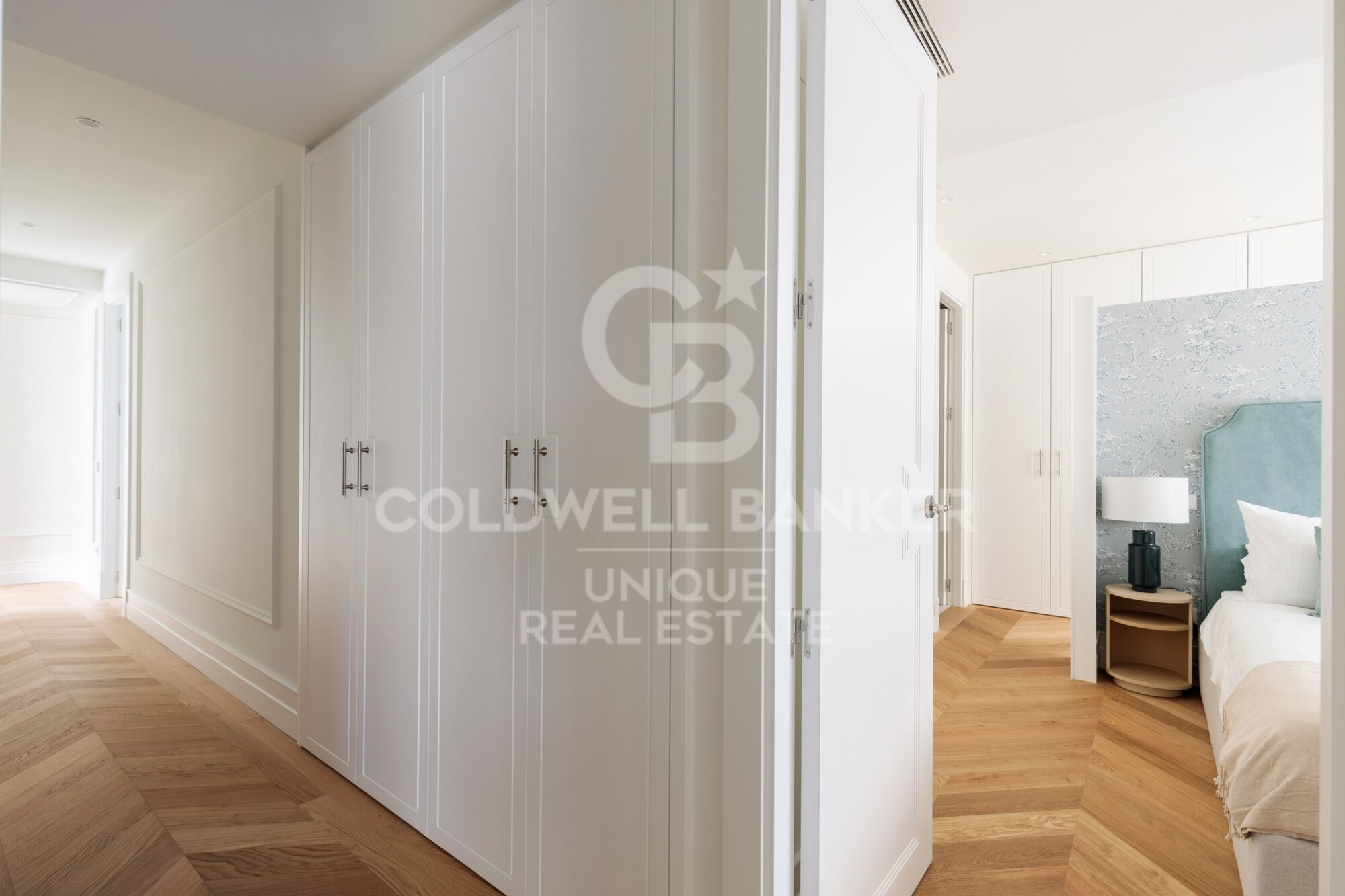 Flat 4 Bedrooms Sale Madrid
