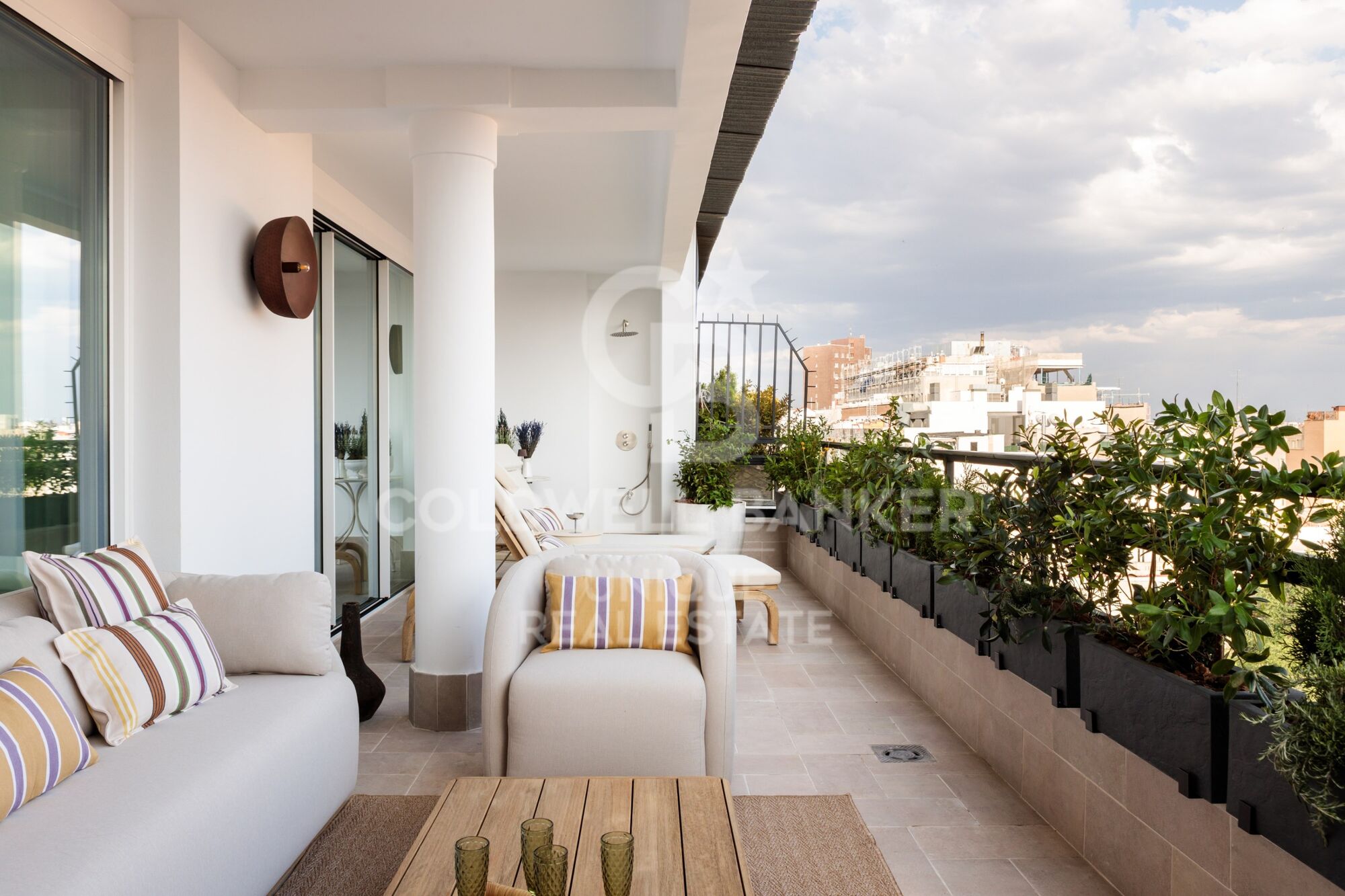 Flat 4 Bedrooms Sale Madrid