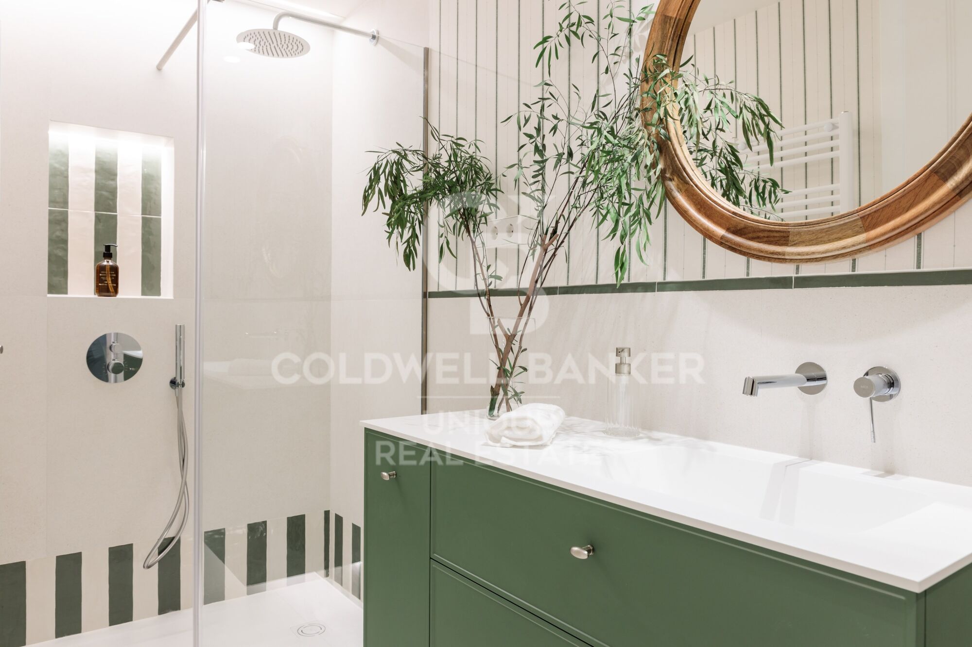 Flat 4 Bedrooms Sale Madrid