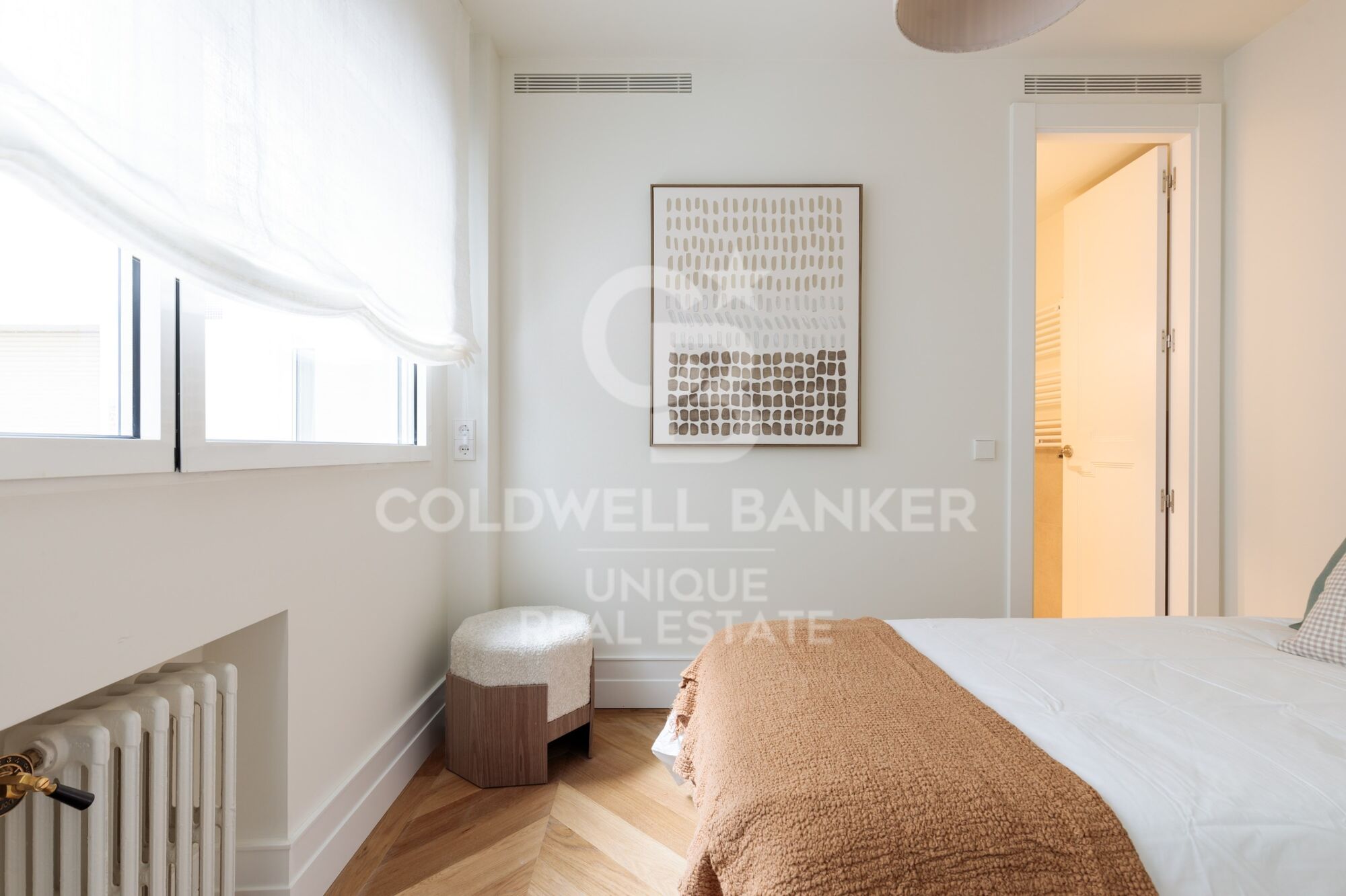 Flat 4 Bedrooms Sale Madrid