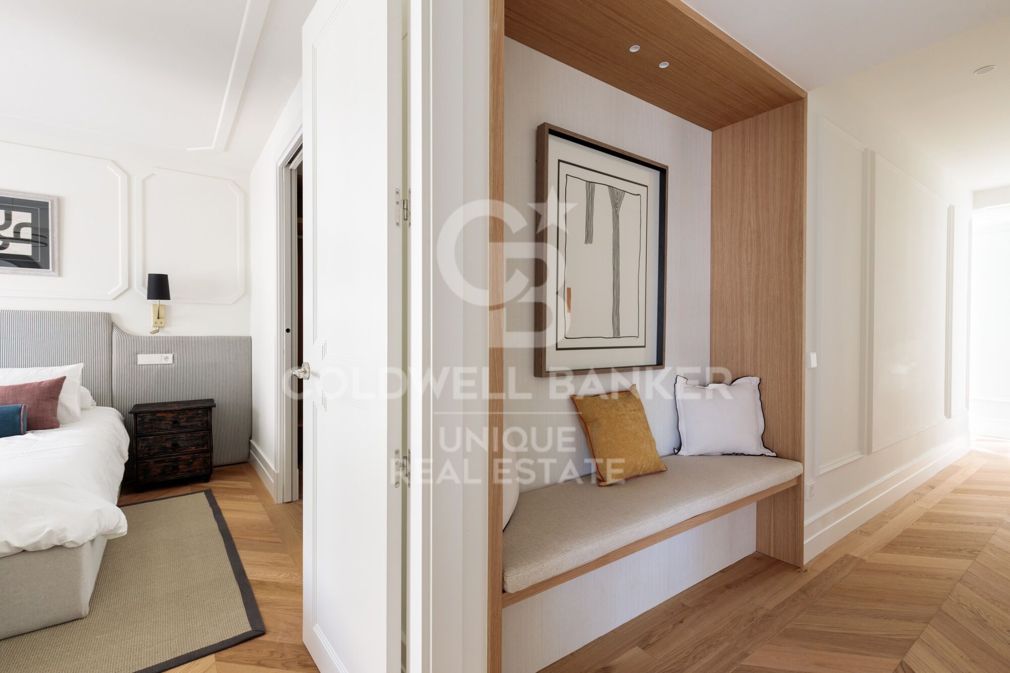 Flat 4 Bedrooms Sale Madrid