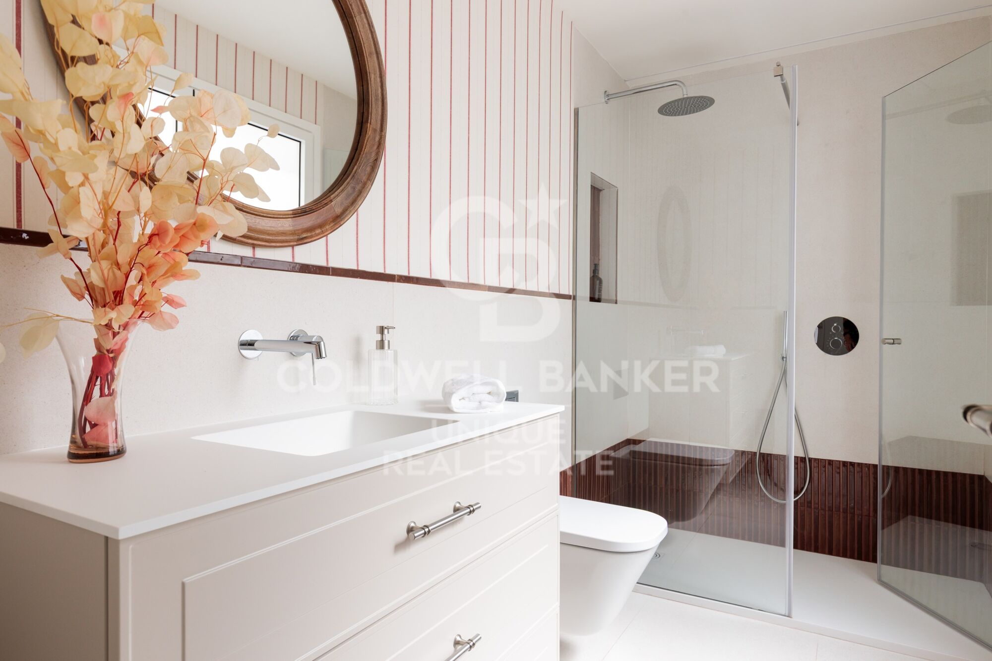 Flat 4 Bedrooms Sale Madrid