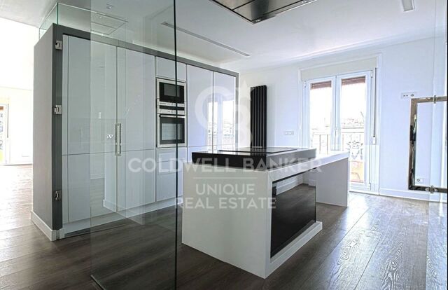 Exclusivity, Natural Light and Spacious Living in One of Madrid's Most Prestigious Locations