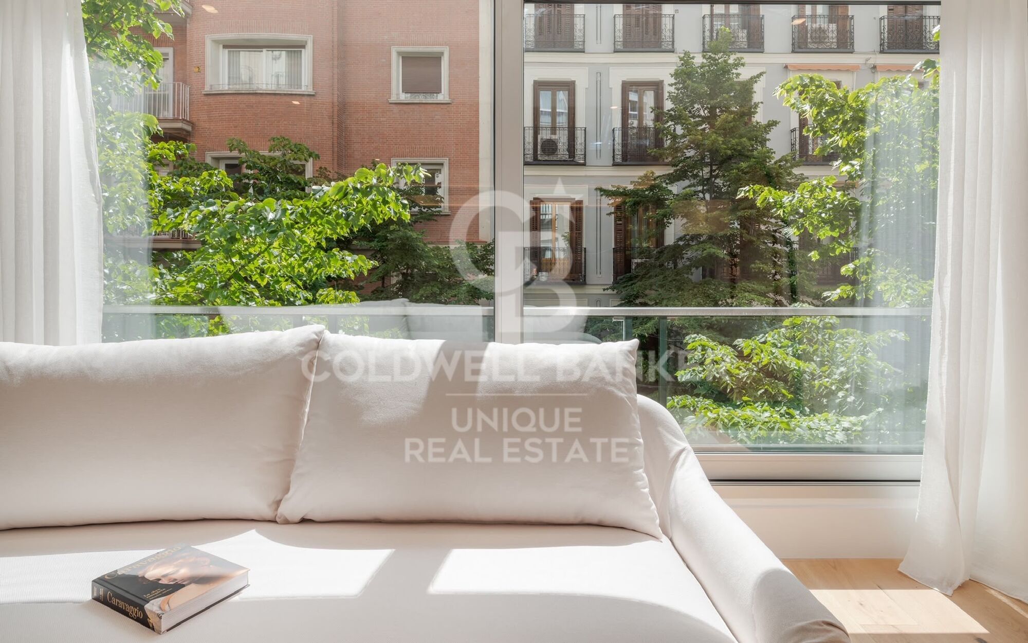 Flat 2 Bedrooms Sale Madrid
