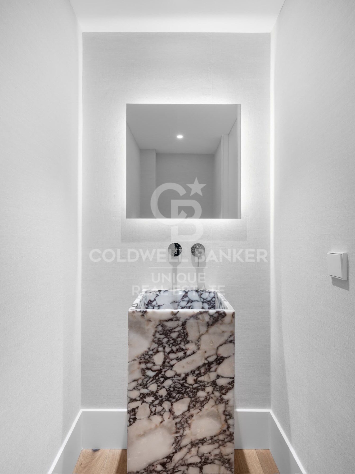 Flat 2 Bedrooms Sale Madrid