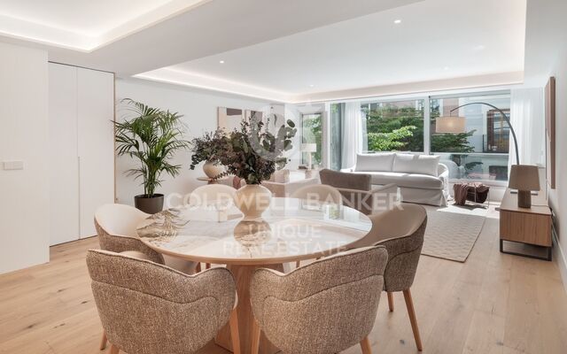 Flat 2 Bedrooms Sale Madrid