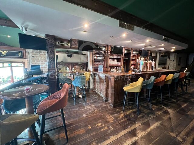 Commercial Premises Transfer - Irish Pub Arenal