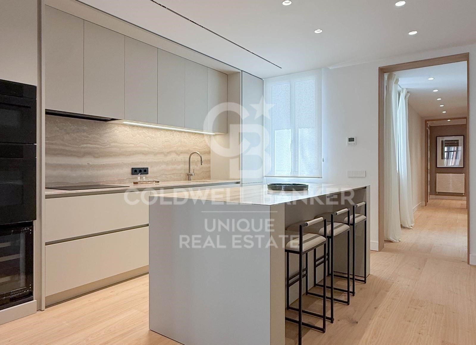 Flat 3 Bedrooms Sale Madrid
