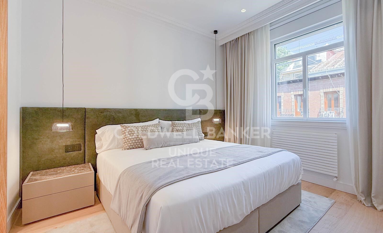 Flat 3 Bedrooms Sale Madrid