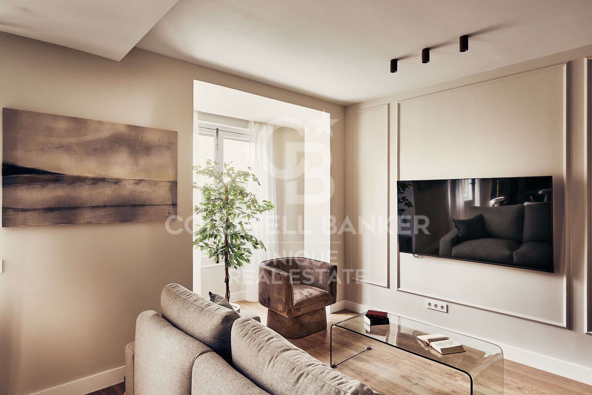 3-Bedroom Apartment in Lista
