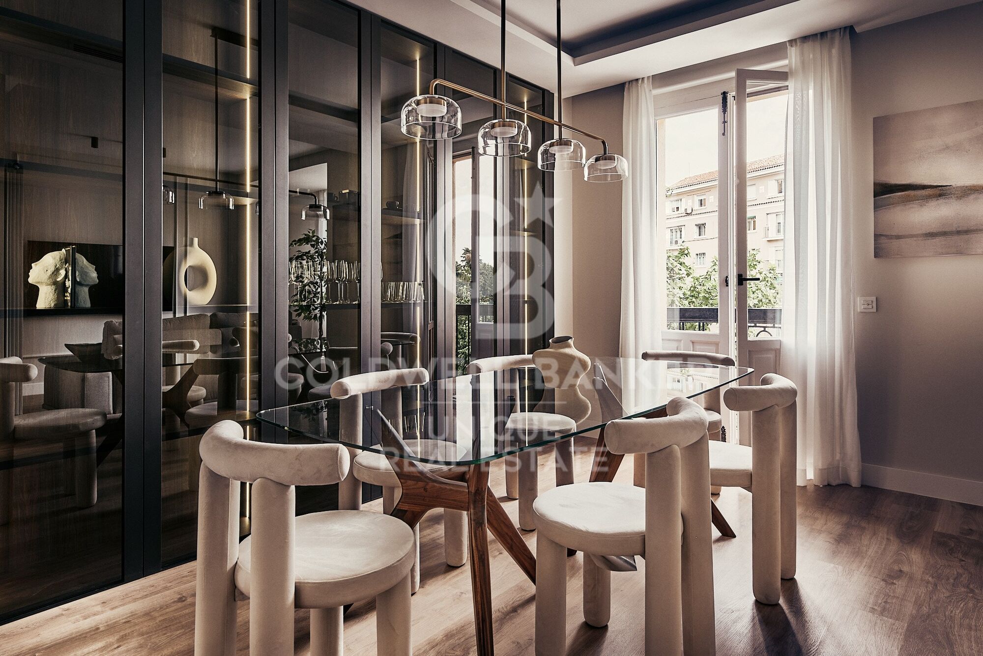3-Bedroom Apartment in Lista